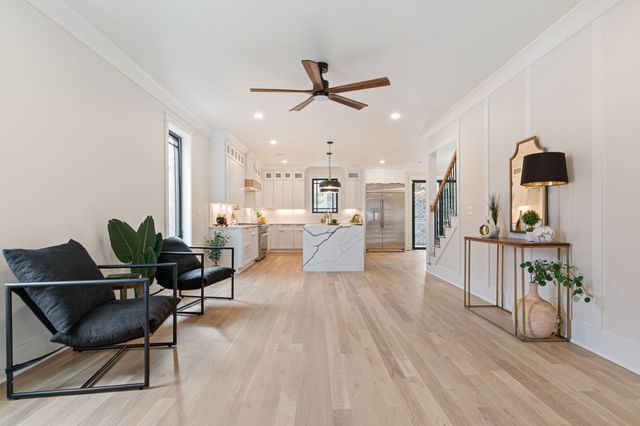 1240 Kenmore Pl, Nashville, TN 37216