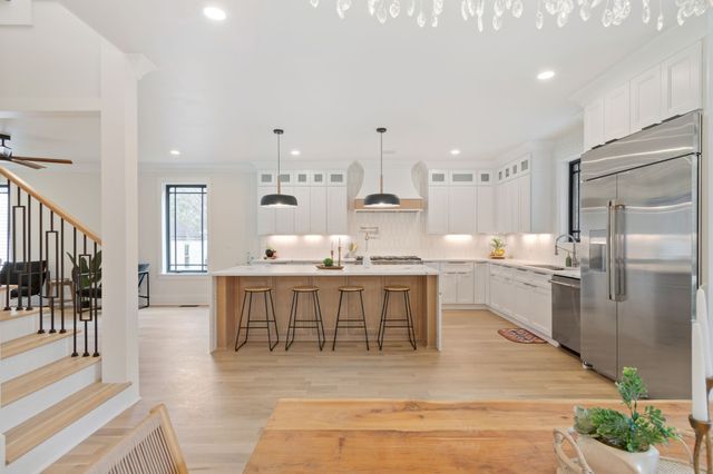 1240 Kenmore Pl, Nashville, TN 37216