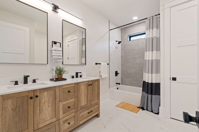 1240 Kenmore Pl, Nashville, TN 37216