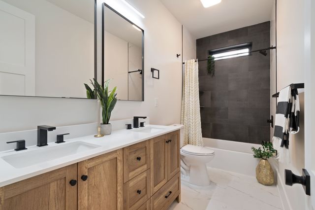 1240 Kenmore Pl, Nashville, TN 37216