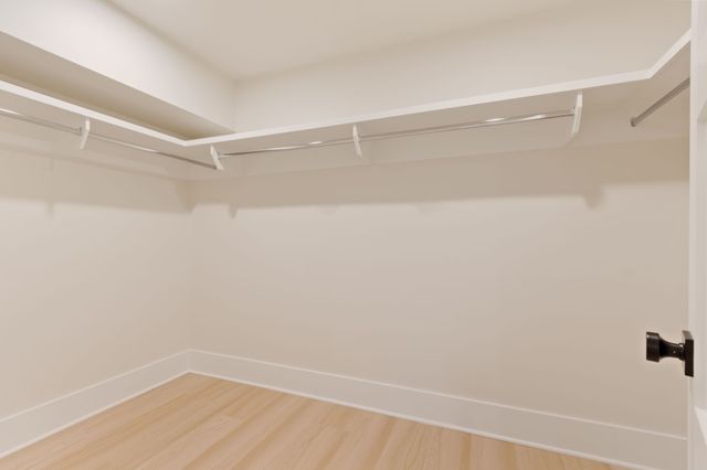 1240 Kenmore Pl, Nashville, TN 37216