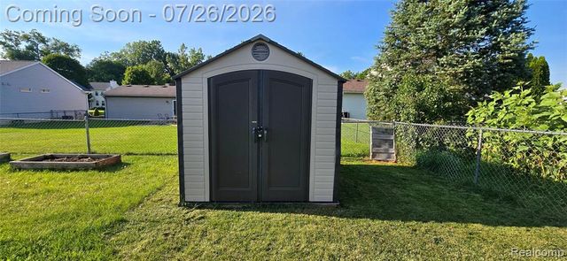 977 Town Trail, Pinckney, MI 48169