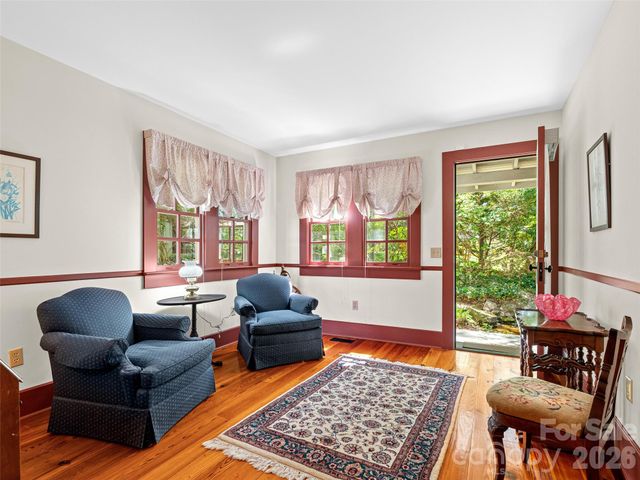 300 Ivy Terrace Drive, Saluda, NC 28773
