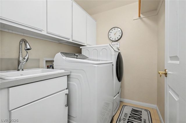 118 Serramonte Court, Henderson, NV 89074