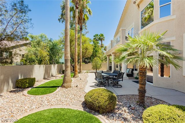 118 Serramonte Court, Henderson, NV 89074