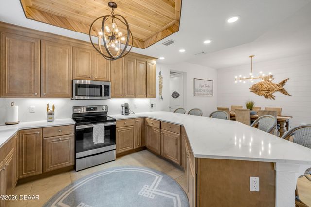 4 Riverwalk Dr Unit 201, New Smyrna Beach, FL 32169