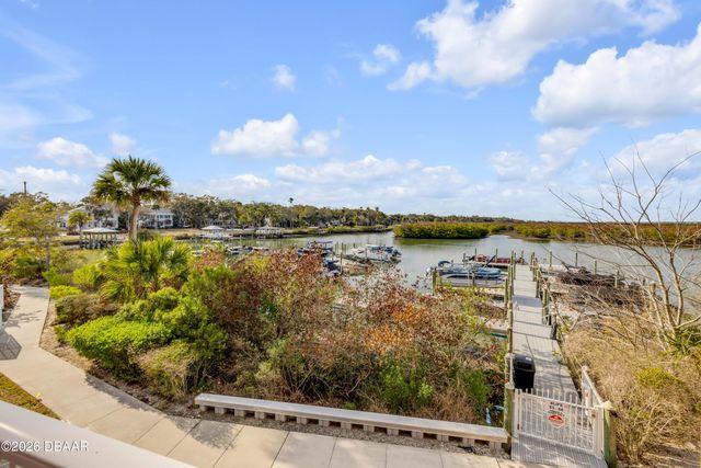 4 Riverwalk Dr Unit 201, New Smyrna Beach, FL 32169
