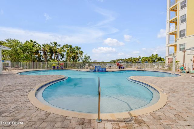4 Riverwalk Dr Unit 201, New Smyrna Beach, FL 32169