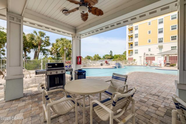 4 Riverwalk Dr Unit 201, New Smyrna Beach, FL 32169