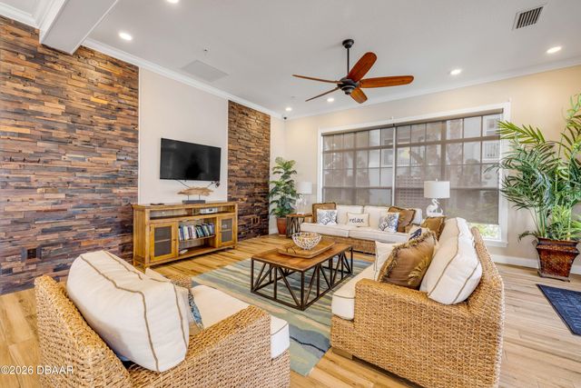 4 Riverwalk Dr Unit 201, New Smyrna Beach, FL 32169