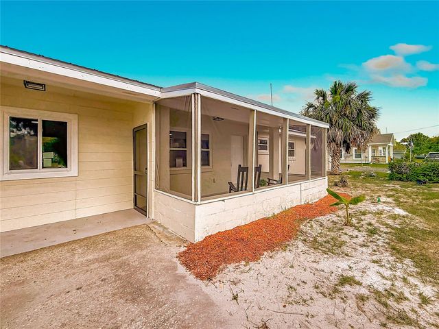 38611 MARSHALL STREET, Umatilla, FL 32784