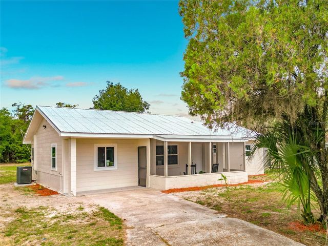 38611 MARSHALL STREET, Umatilla, FL 32784
