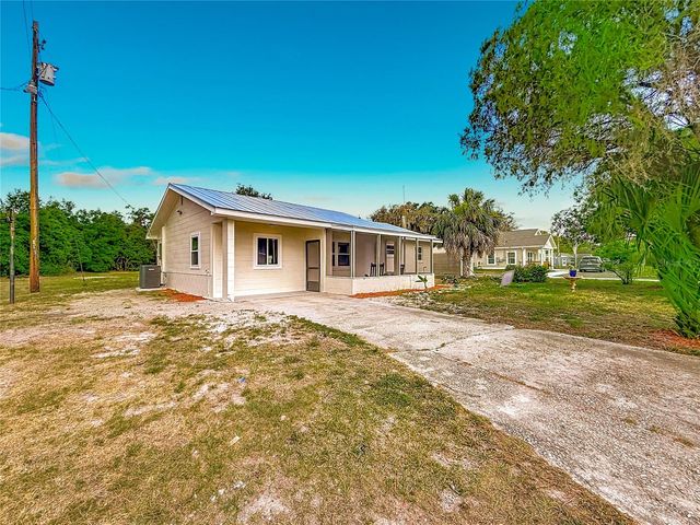 38611 MARSHALL STREET, Umatilla, FL 32784