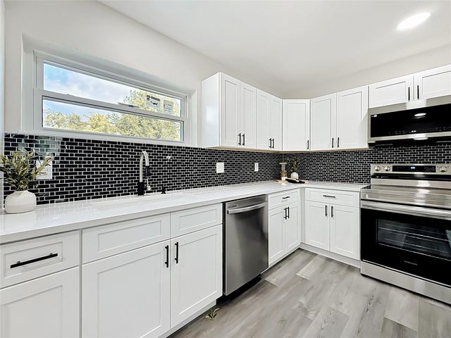 38611 MARSHALL STREET, Umatilla, FL 32784