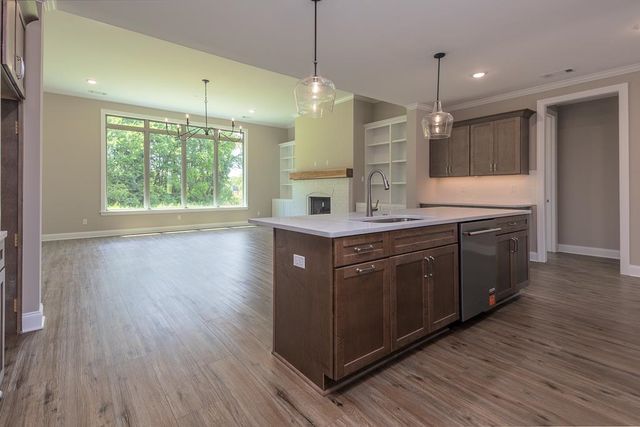 5383 KAITLYNN ROSE DR, Lakeland, TN 38002