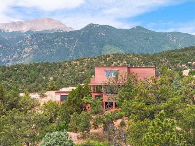 133 Via Vallecito, Manitou Springs, CO 80829