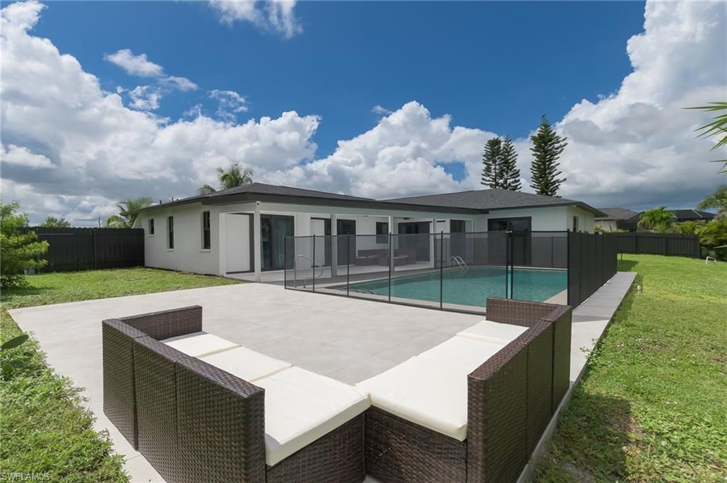 Image 23 of property listing at 233 11th TER, Cape Coral, FL 33993