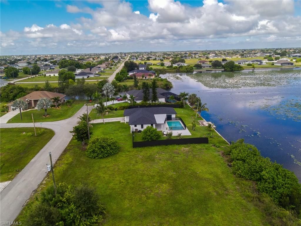 Image 32 of property listing at 233 11th TER, Cape Coral, FL 33993