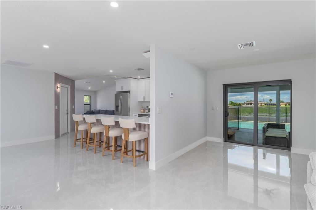 Image 9 of property listing at 233 11th TER, Cape Coral, FL 33993