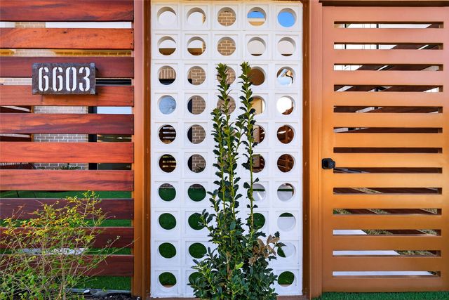 6603 Roper Street, Dallas, TX 75209