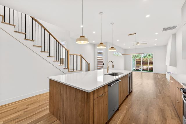 6603 Roper Street, Dallas, TX 75209