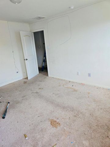 5514 Barron Road, Baytown, TX 77523