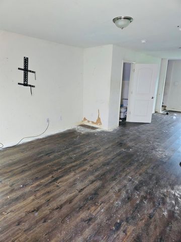 5514 Barron Road, Baytown, TX 77523
