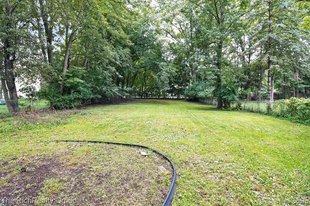 37445 Marquette Street, Westland, MI 48185