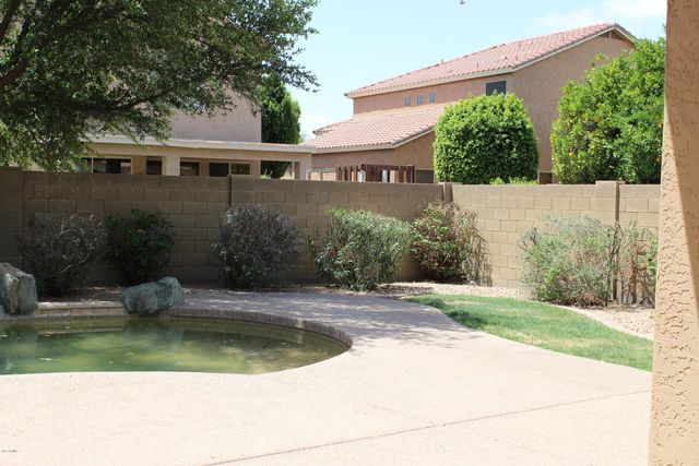 5435 W BUFFALO Street, Chandler, AZ 85226
