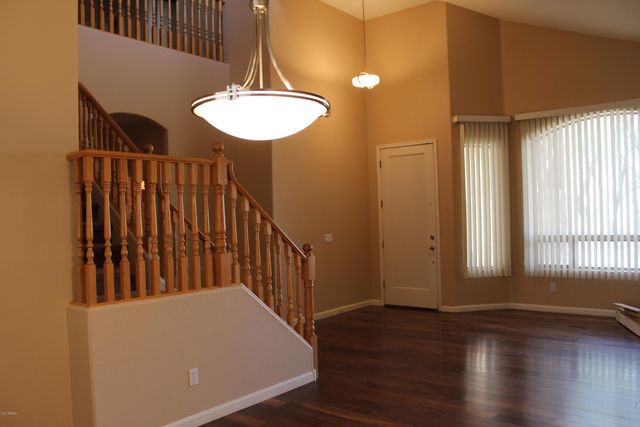 5435 W BUFFALO Street, Chandler, AZ 85226