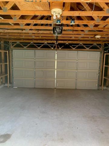 198 Hogan, Kyle, TX 78640