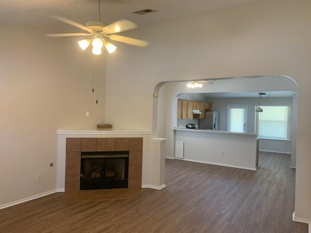 198 Hogan, Kyle, TX 78640