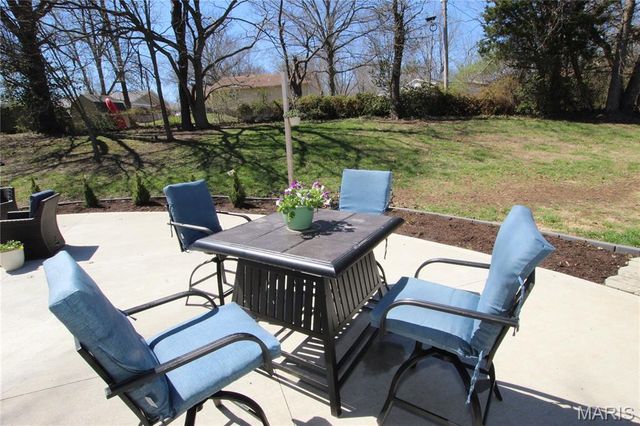 605 Lincoln Court, Warrenton, MO 63383