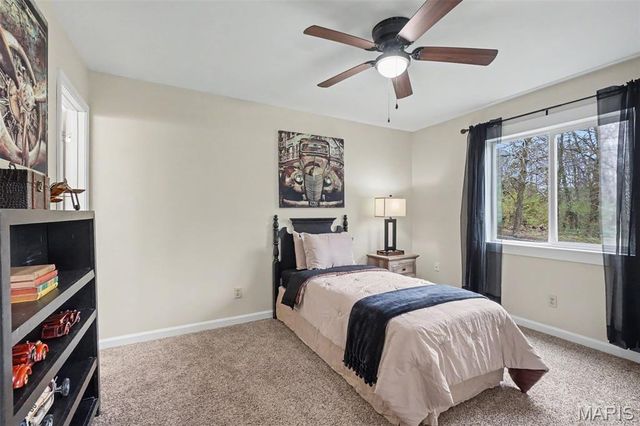 605 Lincoln Court, Warrenton, MO 63383