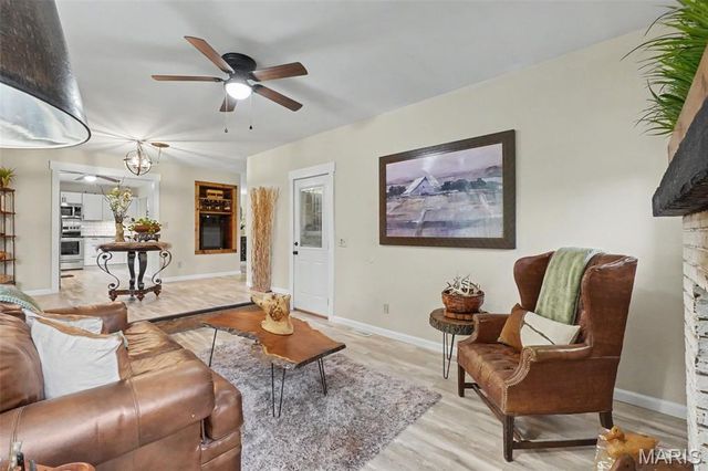 605 Lincoln Court, Warrenton, MO 63383