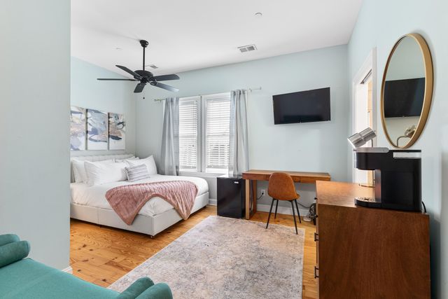 515 Rutledge Avenue, Charleston, SC 29403