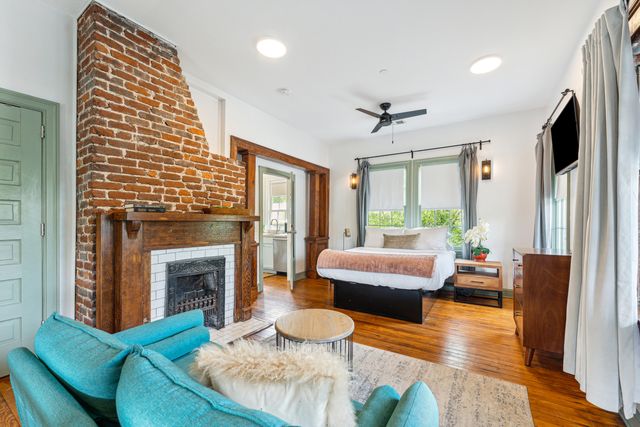 515 Rutledge Avenue, Charleston, SC 29403