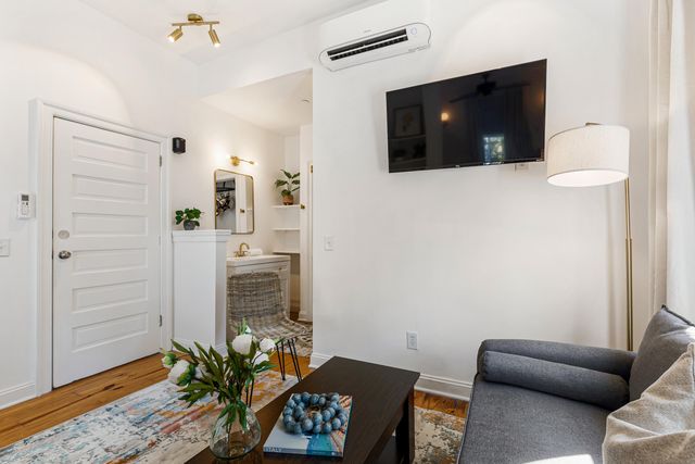 515 Rutledge Avenue, Charleston, SC 29403