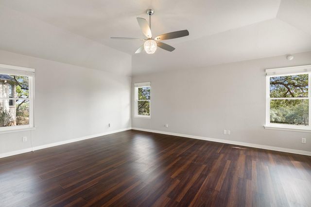 112 Spellbrook LN, Lakeway, TX 78734