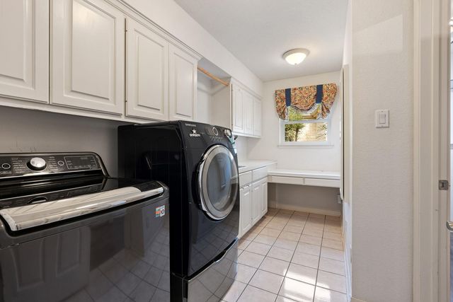 112 Spellbrook LN, Lakeway, TX 78734