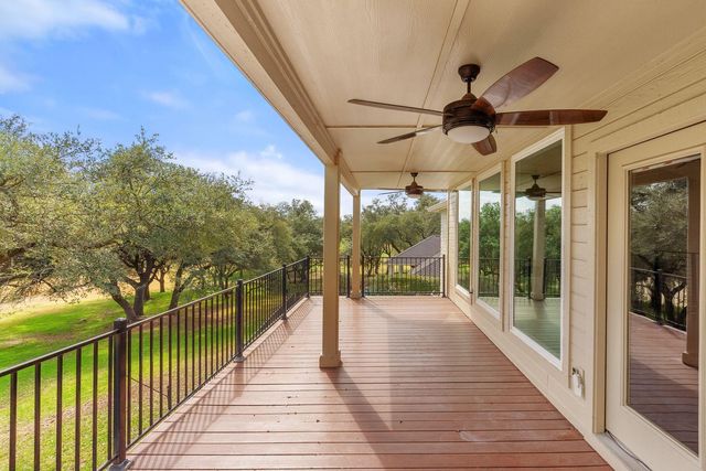 112 Spellbrook LN, Lakeway, TX 78734