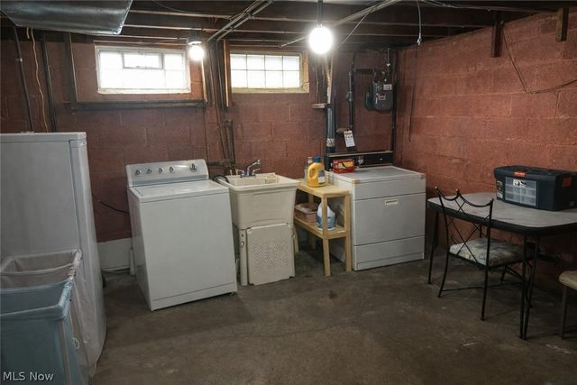 4159 E 150th Street, Cleveland, OH 44128