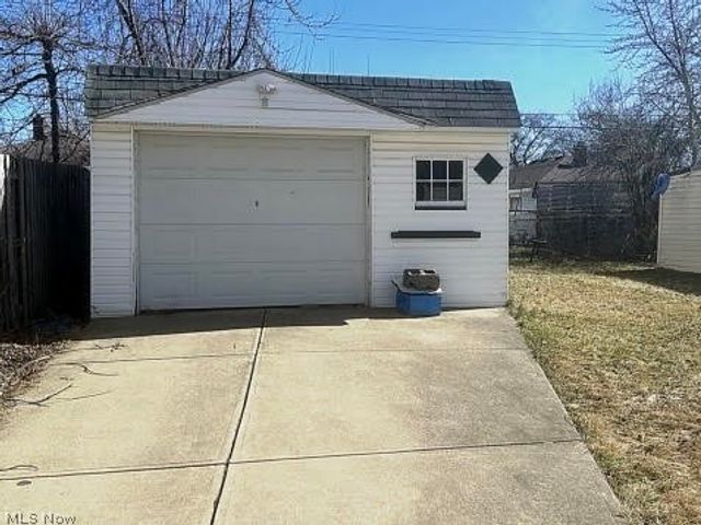 4159 E 150th Street, Cleveland, OH 44128