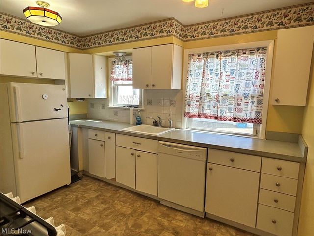 4159 E 150th Street, Cleveland, OH 44128