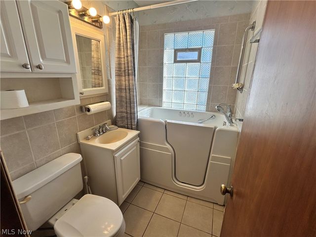 4159 E 150th Street, Cleveland, OH 44128