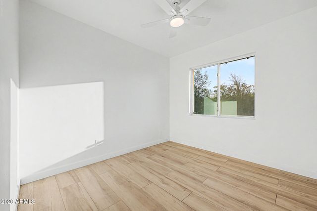 1002 E GLENN Drive, Phoenix, AZ 85020