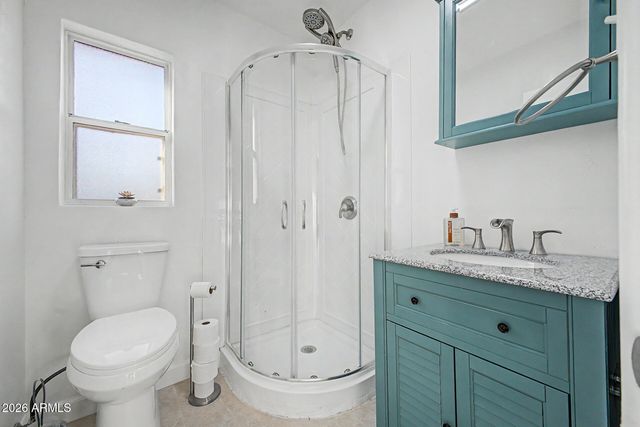 1002 E GLENN Drive, Phoenix, AZ 85020