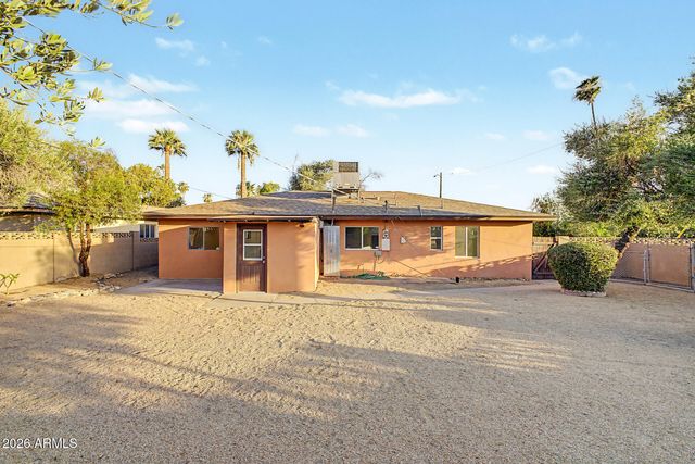 1002 E GLENN Drive, Phoenix, AZ 85020