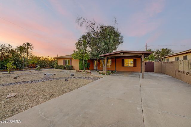 1002 E GLENN Drive, Phoenix, AZ 85020