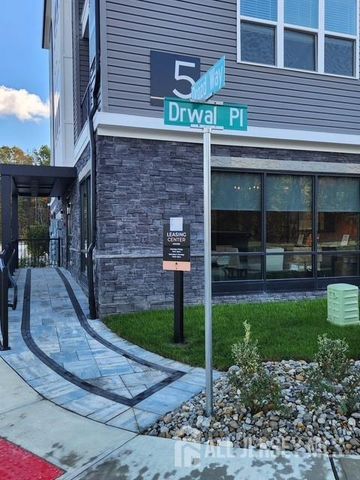 5107 Drwal Place 5107, Sayreville, NJ 08872